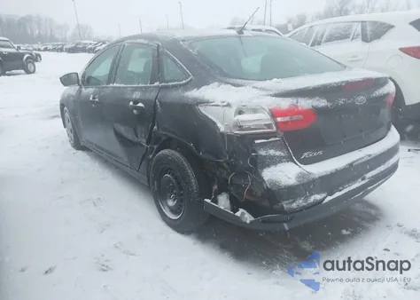 2017 Ford Focus S из США, поврежденный, VIN 1FADP3E20HL332075